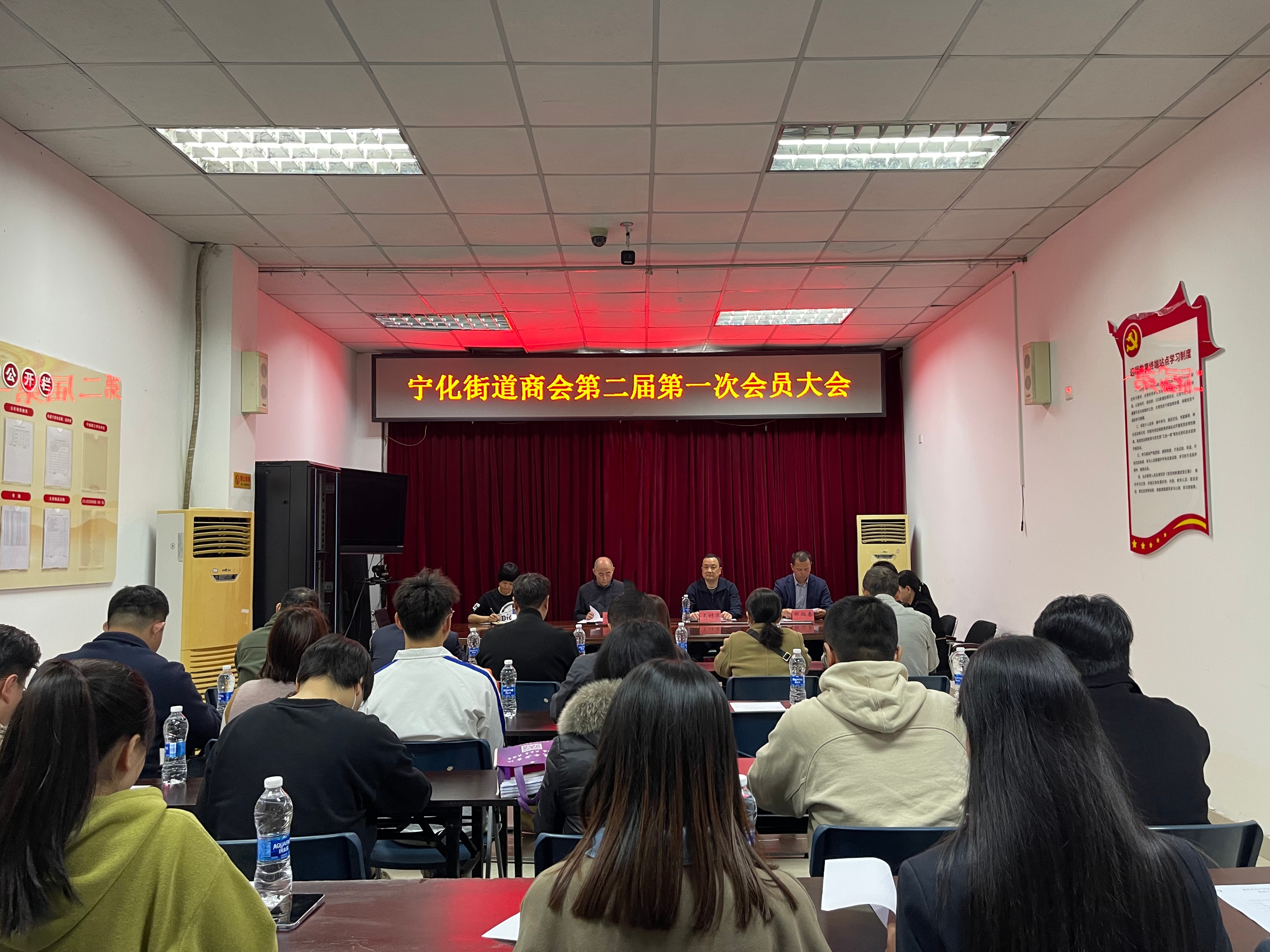 飞艇168官方开奖历史总经理郑炳春连任台江区宁化街道商会会长